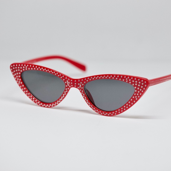 50's Style Studded "Red Lips" Mid Century Sunnies - Picture 3 of 8